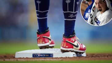 did-miguel-rojas-jinx-the-dodgers?-his-bold-world-series-cleats-are-aging-terribly