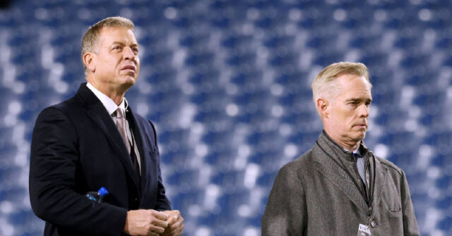 troy-aikman-breaks-silence-on-joe-buck-argument,-hints-at-leaving-espn