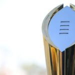 college-football-playoff-expanding-to-24-teams-in-2027,-with-more-games-coming-to-campuses-across-the-country