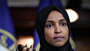 report:-feds-seize-ilhan-omar’s-cellphone-in-immigration-fraud-investigatio