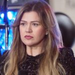 kelly-clarkson-gets-worst-backup-possible-as-loathed-star-kathy-griffin-comes-to-her-defense-in-insane-feud-with-small-shop-owner