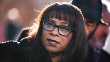 dem-rep.-bynum-on-oregon’s-strict-gun-laws:-‘we-face’-people-‘okay-with-our-children-continuing-to-die’
