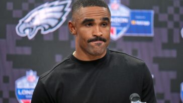 experts-weigh-in-on-jalen-hurts-scary-blood-clot-with-potential-timetables-for-return