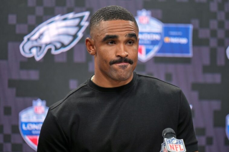 experts-weigh-in-on-jalen-hurts-scary-blood-clot-with-potential-timetables-for-return