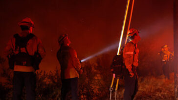 wildfire-breaks-out-in-malibu,-evacuation-orders-in-effect