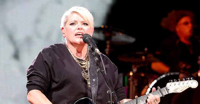 white-house-slams-the-chicks’-natalie-maines-as-a-‘despicable-nobody’-with-‘peanut-sized-brain’-after-singer-attacks-trump