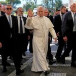 i-lost-half-my-right-lung-to-cancer.-pope-leo’s-diagnosis-gives-me-hope