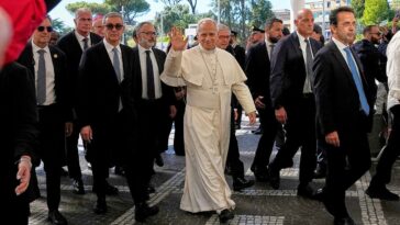 i-lost-half-my-right-lung-to-cancer.-pope-leo’s-diagnosis-gives-me-hope