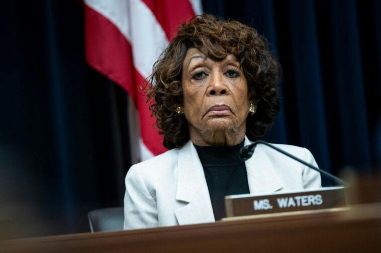 maxine-waters-is-at-the-center-of-a-backroom-democrat-civil-war