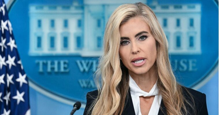 breaking:-katie-zacharia-out-as-white-house-press-secretary