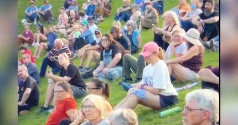 protesters-gather-in-minnesota-park-for-“hands-off-ilhan-omar”-and-they’re-all-crazy-white-liberals!