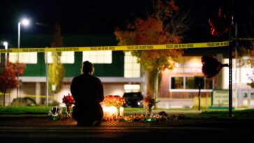 teacher-tackled-oregon-school-gunman-before-armed-father-shot-him-dead