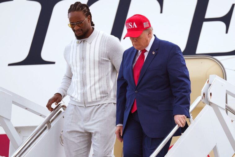 former-nfl-all-pro-running-back-joins-president-trump-for-georgia-midterms-rally