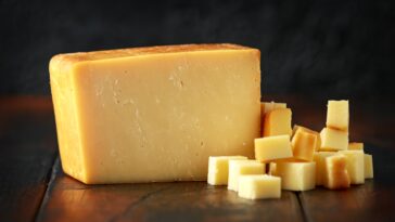 raw-milk-cheddar-cheese-recalled-in-ny,-nj-over-fears-of-dangerous-e.-coli-contamination