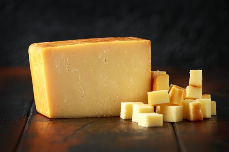 raw-milk-cheddar-cheese-recalled-in-ny,-nj-over-fears-of-dangerous-e.-coli-contamination