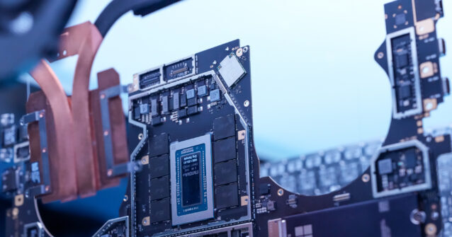 us.-machinery,-metals-and-chip-production-climb-as-manufacturing-expands