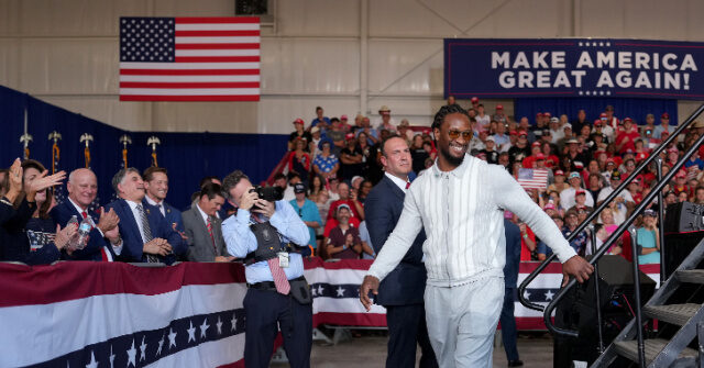 nfl-great-todd-gurley-campaigns-with-trump-in-georgia