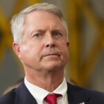 deep-red-kansas-in-midterms-trouble,-democrat-ties-with-republican-incumbent:-poll