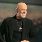 billy-joel-announces-bleak-health-update:-he’s-no-longer-allowed-to-drive