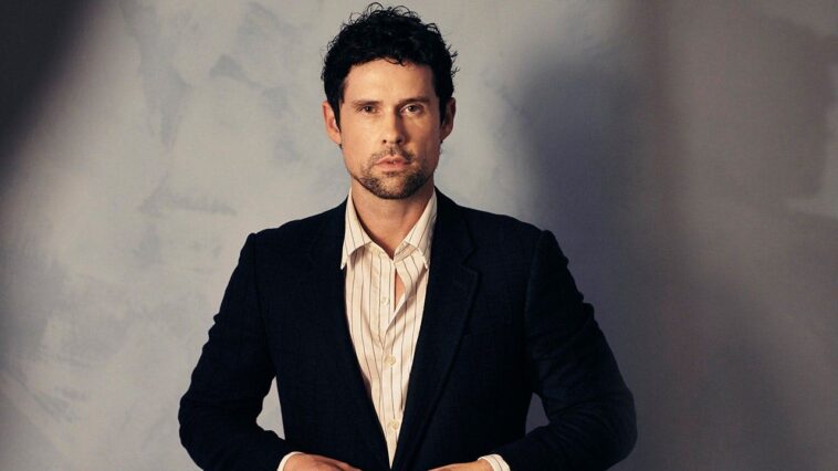 ‘virgin-river’-star-ben-hollingsworth-says-his-kids-have-freedom-in-small-town-that-‘doesn’t-fly’-in-la