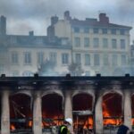 france-rioters-clash-with-police,-torch-lyon-tourism-office,-break-into-marseille-city-hall