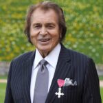 engelbert-humperdinck-says-he-tied-up-a-nurse-during-tuberculosis-sanatorium-stay-after-painful-treatment