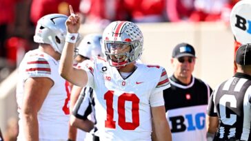 ohio-state-snaps-indiana’s-22-game-winning-streak,-hands-reigning-champs-first-loss-since-2024-in-thriller