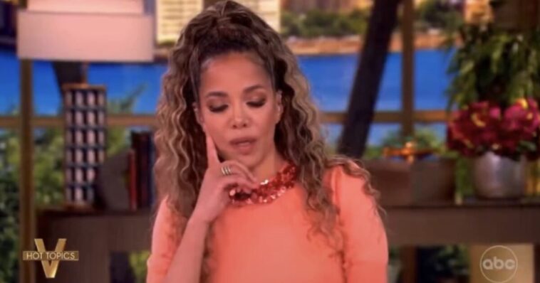 sunny-hostin-humiliates-herself-as-she-smugly-tries-to-fact-check-joe-rogan-on-biden’s-open-borders-disaster-(video)