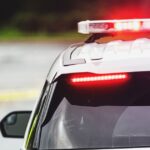 after-dad-loses-daughter’s-birthday-money-to-scammer,-2-police-officers-save-the-day-and-leave-him-in-tears