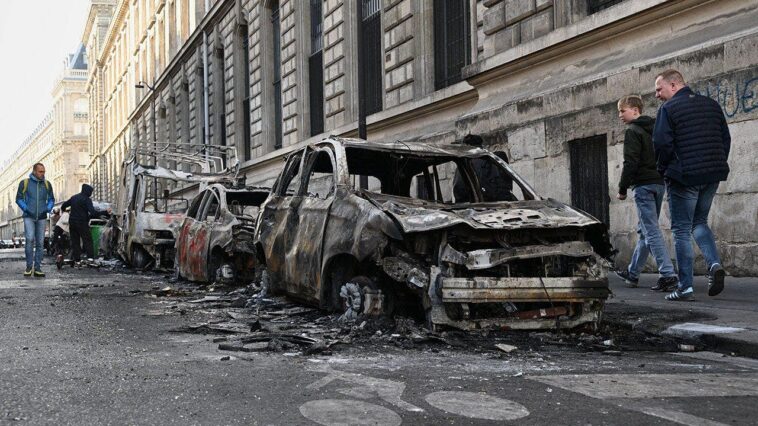 nfl-monitors-france-street-violence-before-saints-steelers-game-near-paris-with-a-major-decision-looming