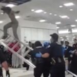 must-watch:-cops-yank-ladder-out-from-under-ceiling-crawling-suspect-after-hour-long-standoff-at-washington-macy’s