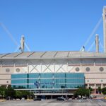 breaking:-airman-dies-in-front-of-tens-of-thousands-in-tragic-navy-utsa-football-game-accident-after-falling-from-rafters