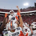 is-college-football’s-no.-1-cursed?-auburn-deals-georgia-heartbreaking-blow-in-athens