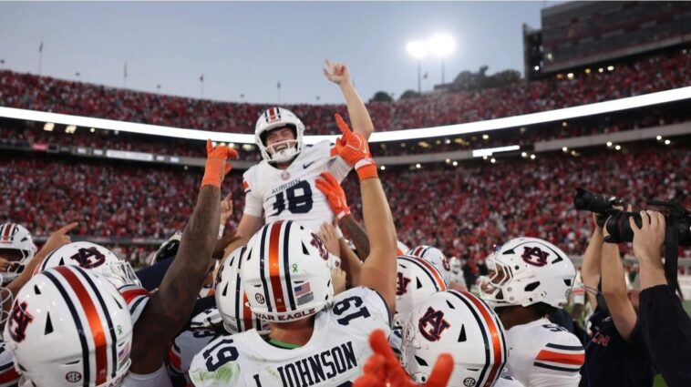 is-college-football’s-no.-1-cursed?-auburn-deals-georgia-heartbreaking-blow-in-athens
