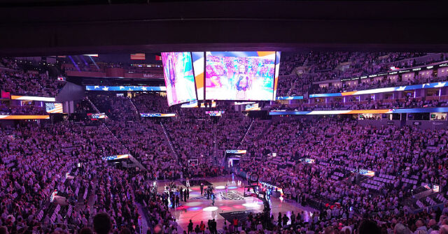 watch:-valkyries,-dream-not-on-the-floor-for-national-anthem-ahead-of-wnba-finals-game