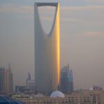 saudi-arabia-on-edge:-iconic-kingdom-centre-sends-workers-home-amid-houthi-attacks