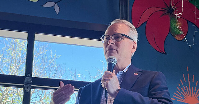 democrat-adam-hamilton-getting-rich-from-his-megachurch