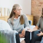 adult-children-cutting-off-parents-as-some-blame-therapy-for-family-estrangements
