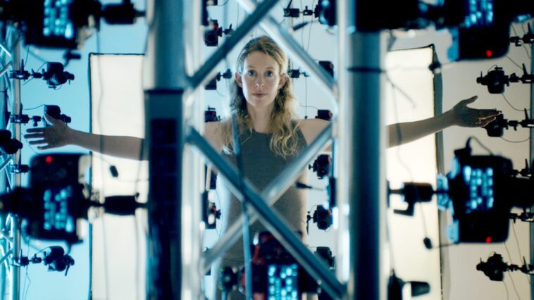 ‘you-can-see-everything’-review:-the-buzzy-elizabeth-holmes-documentary-is-worth-the-hype