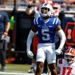 duke-football-player-apologizes-to-trainer-after-swatting-her-arm-away-during-injury-timeout