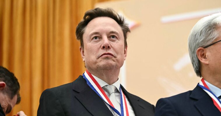 elon-musk-announces-plan-to-distribute-a-financial-gift-to-‘every-kid-in-america’