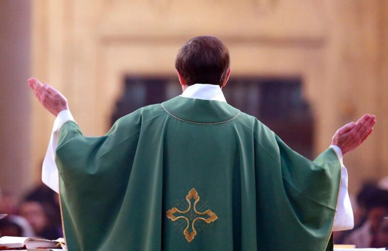 priest-preached-‘all-of-us-here-will-also-die’-just-before-falling-crucifix-killed-him