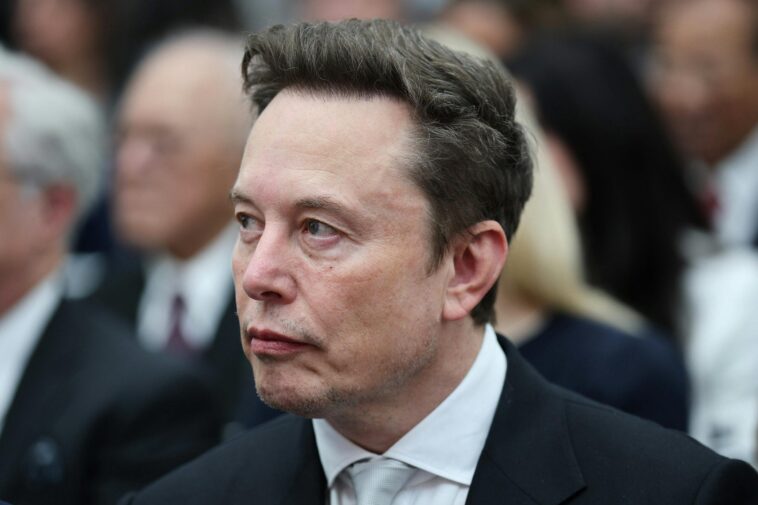 elon-musk-makes-huge-promise-to-every-child-in-america