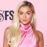 olivia-dunne-and-an-nfl-wag-dominate-the-victoria’s-secret-show,-aaron-rodgers-goes-off-&-the-refs-stink-again