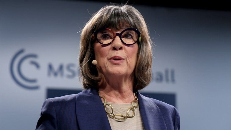veteran-cnn-anchor-christiane-amanpour-announces-exit-from-network,-will-go-off-the-air-next-june