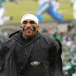 the-eagles-owe-it-to-jalen-hurts-to-address-these-serious-allegations