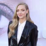 amanda-seyfried-faces-harsh-criticism-as-viewers-rip-her-behavior-in-elizabeth-holmes-documentary