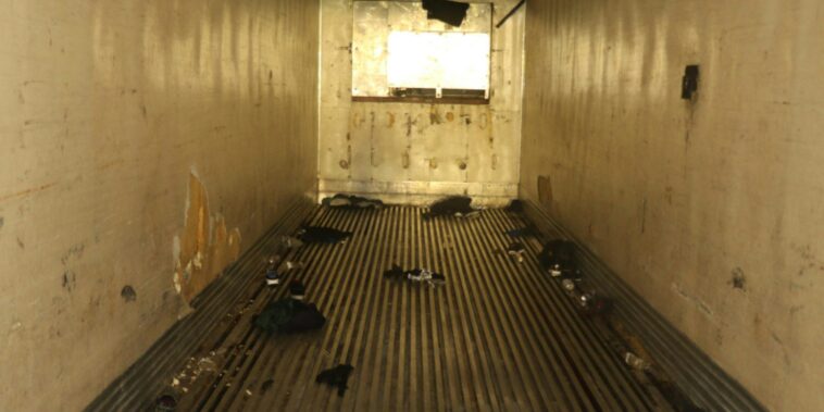 human-smuggler-sentenced-in-deadliest-us.-border-tragedy,-biden’s-role-called-out