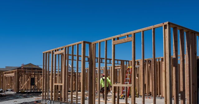 housing-slump-worsens-amid-higher-rates