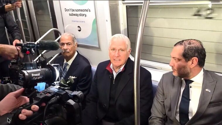 bruce-blakeman-hammers-dem-gov-hochul,-mamdani-over-subway-safety-during-nyc-campaign-ride